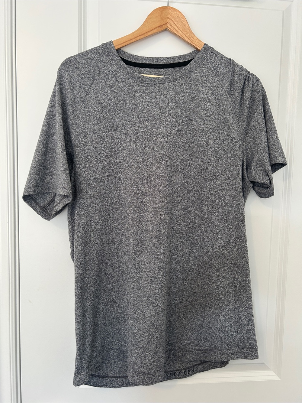 Lululemon Men's Heather Gray Short-Sleeve T-Shirt